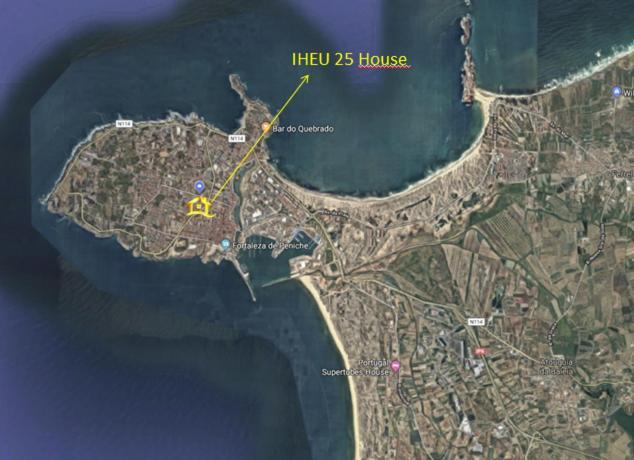 Bed and Breakfast Ilheu 25 Peniche House Экстерьер фото